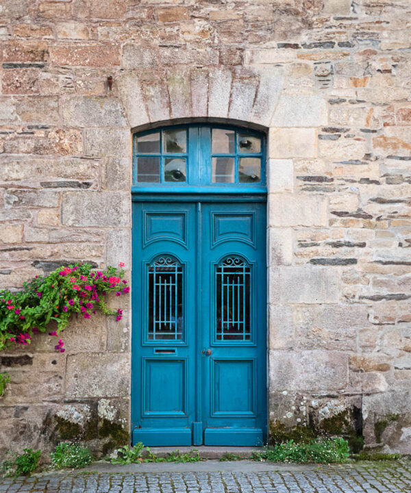 Beautiful Blue Door Backdrop for Maternity/Fashion